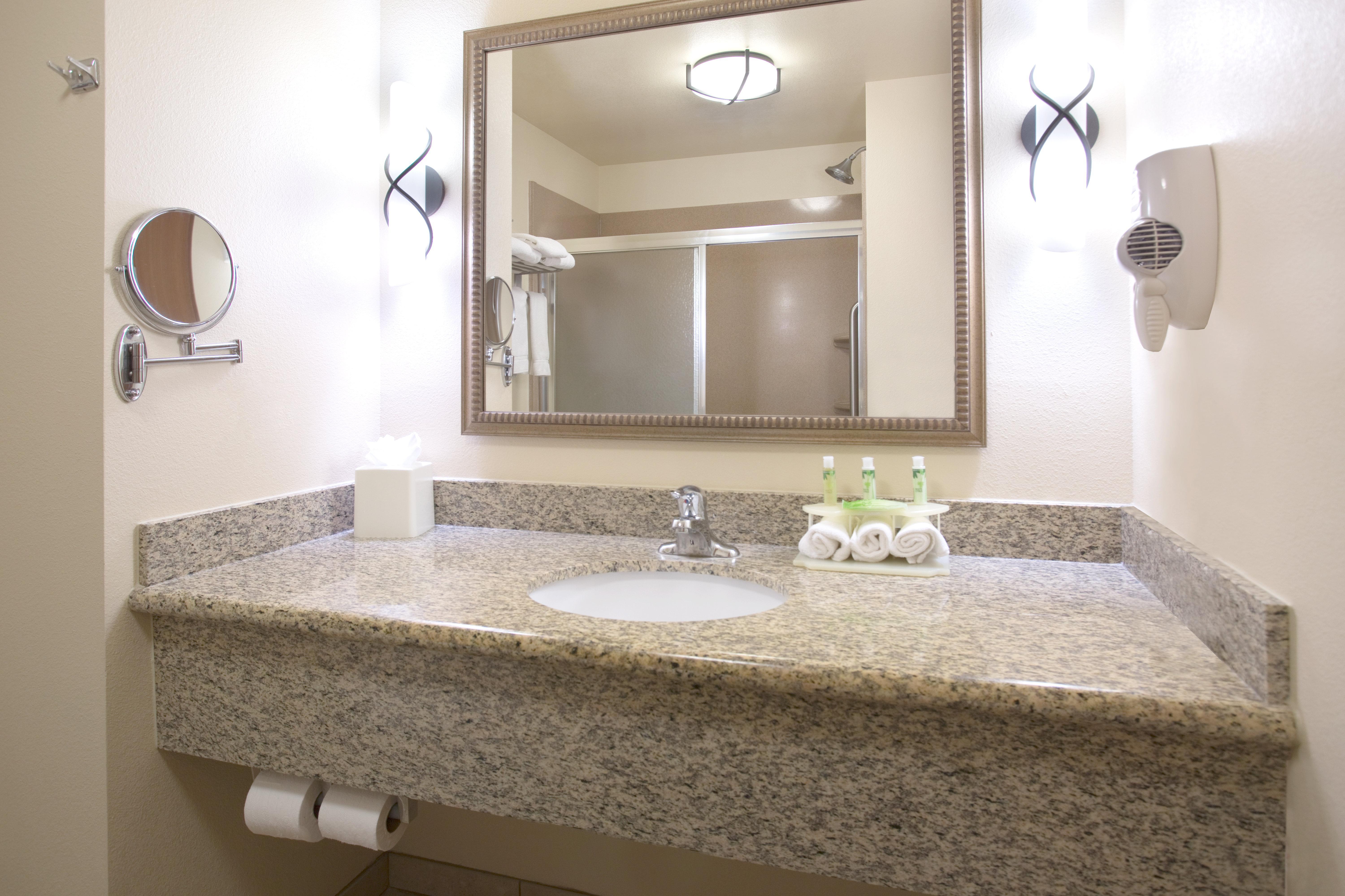 Holiday Inn Express And Suites Los Alamos Entrada Park By Ihg Exteriör bild